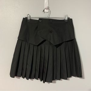 Black pleated skirt size L korean-style